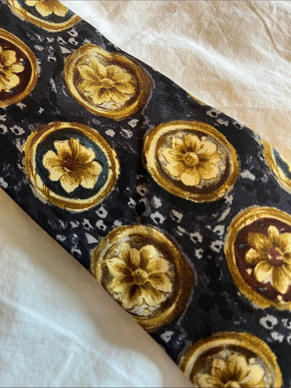 Vintage Omaggio by Robert Talbott Italian silk tie